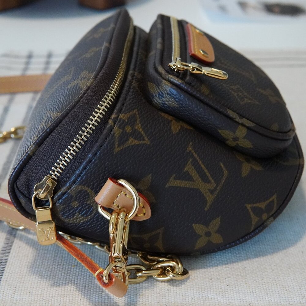 Louis Vuitton Mini Bum Bag LV in Monogram - Picture 5 of 16